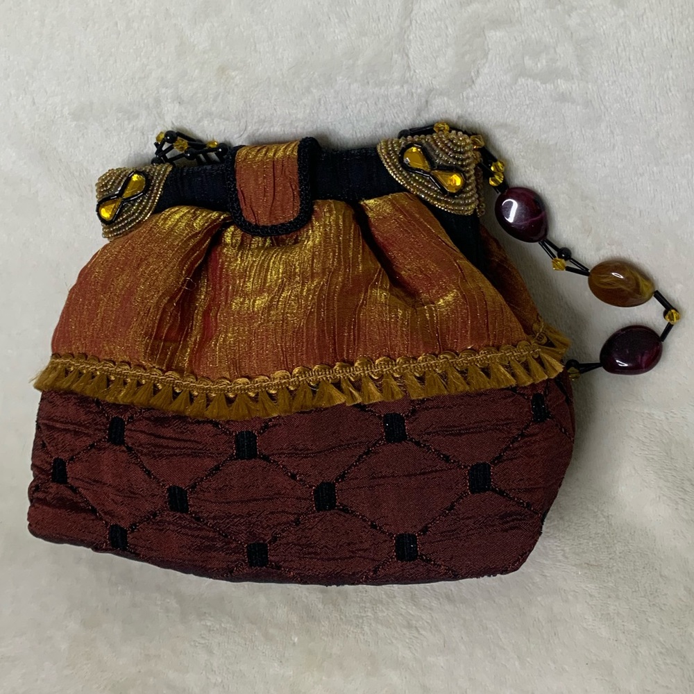 Mary Frances Beaded Quilted Evening Hand Bag - Picture 7 of 9